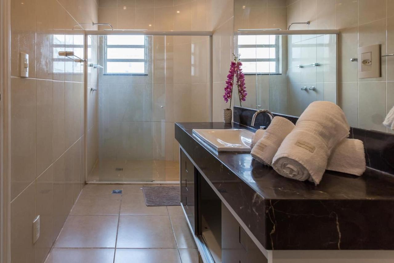 Spacious Duplex Penthouse Arpoador Apartamento
